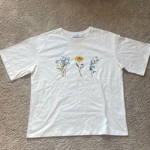 Petal & Pup t-shirt - Never Worn!